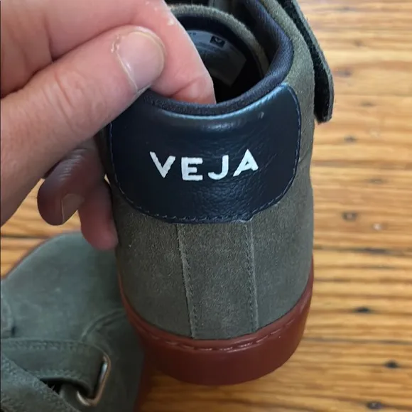 Veja Kids' Green High-Top Sneakers