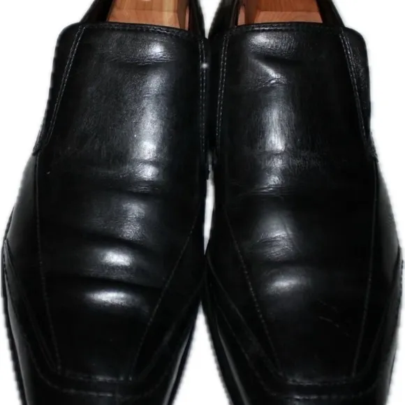 Veto Cuoio 8 hand made Italy.  Black.  Very nice shoe. 90% soles remaini…‌‌