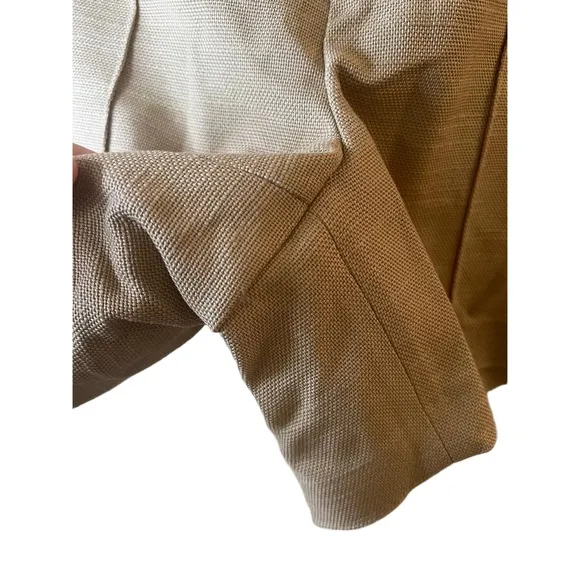 Vince Beige Sculptural Panama Shorts Flat Front Textured Fabric Shorts Size 12