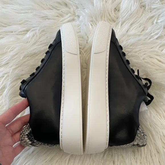 Vince black leather snake detail‎ sneakers size 8.5