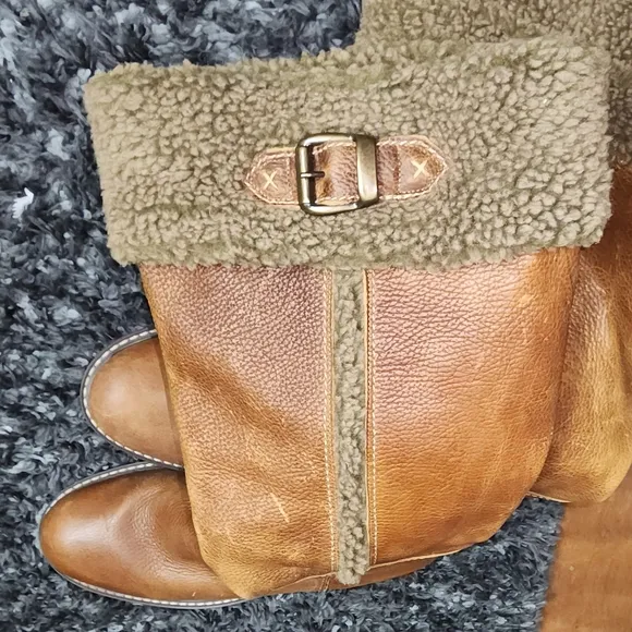 Vintage Naturalizer Leather Caramel Brown Distressed Fleece Cuffed mid Calf boot
