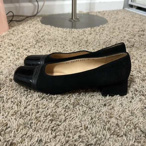 Vintage Salvatore Ferragamo Ballet Flats