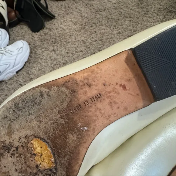 Vintage Salvatore Ferragamo Cream &amp; Gold Ballet Flats