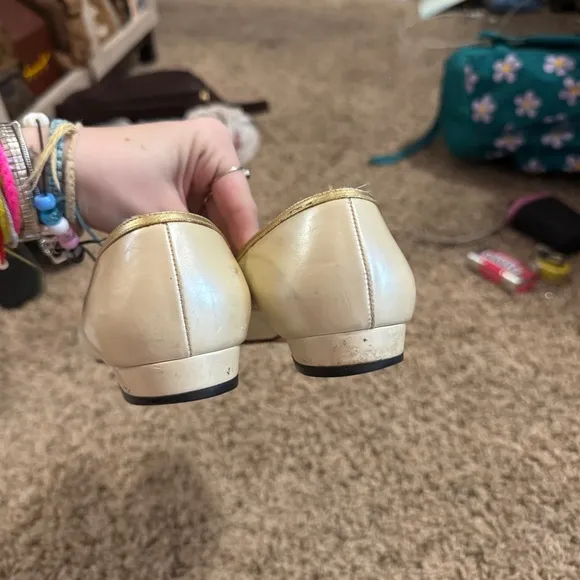 Vintage Salvatore Ferragamo Cream &amp; Gold Ballet Flats