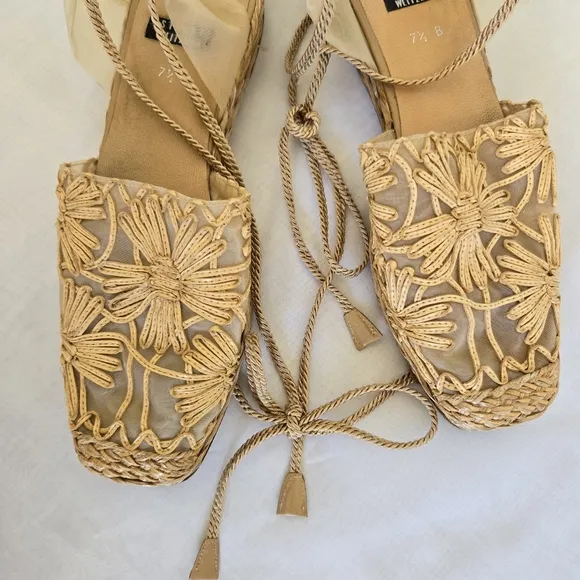 Vintage Stuart Weitzman Raffia Floral Espadrilles