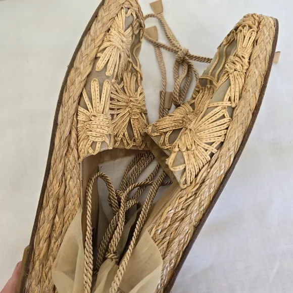 Vintage Stuart Weitzman Raffia Floral Espadrilles