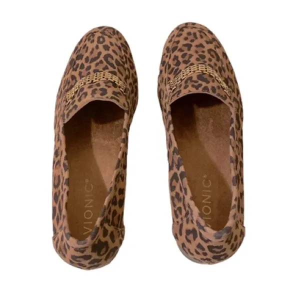 Vionic Charlotte Leopard Suede Slip On Loafers Gold Accent Size 7 NWOB