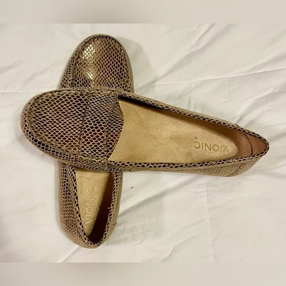 Vionic Chill Larrun Metallic Dress Loafers