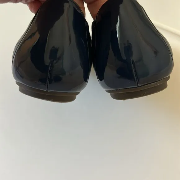 Vionic Minna Leather Ballet Flats