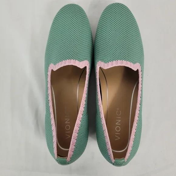 Vionic Willa Knit Womens Green Ballet Flats Pink Trim Loafers Size 6M EUC