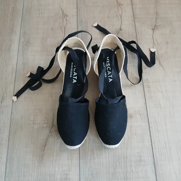 Viscata Barcelona Escala Canvas Espadrille Wedges. Size 39