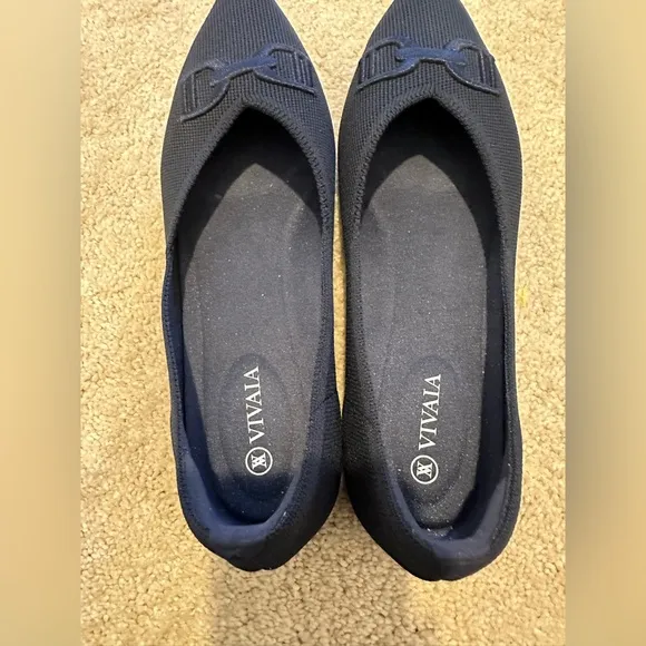 Vivaia Ena 2.0 Pointed-Toe Flats Navy blue size 38.5/7.5