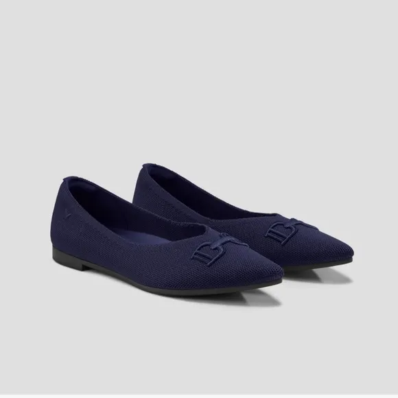 Vivaia Ena 2.0 Pointed-Toe Flats Navy blue size 38.5/7.5