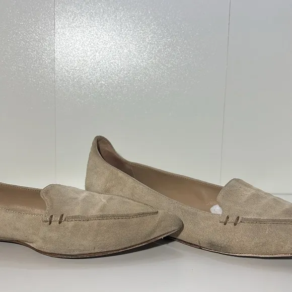 Women’s 7.5 nude tan suede pointed toe flats High quality shoes