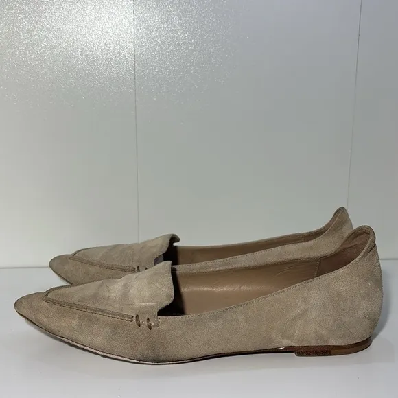 Women’s 7.5 nude tan suede pointed toe flats High quality shoes