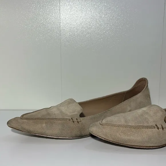 Women’s 7.5 nude tan suede pointed toe flats High quality shoes