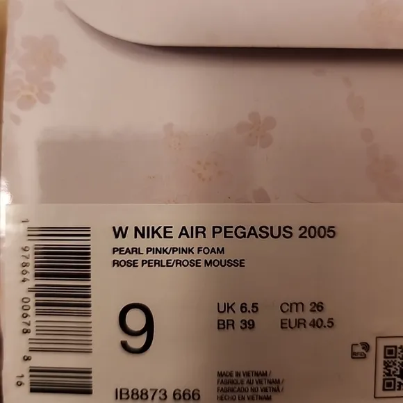 Womens Nike Pegasus 2005