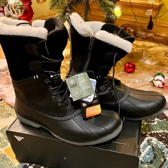 Women’s Size 9 Kamik Simona Snow and Rain Boots NWT Never Worn Lined Warm Cozy