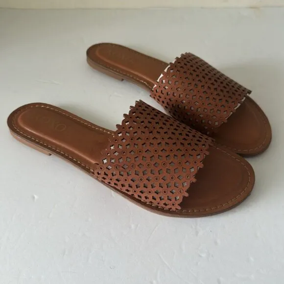 XOXO Sandals Rachad Perforated Tan Flats Size 8.5 New in Box