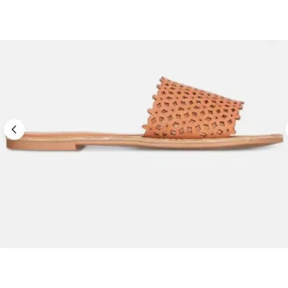 XOXO Sandals Rachad Perforated Tan Flats Size 8.5 New in Box