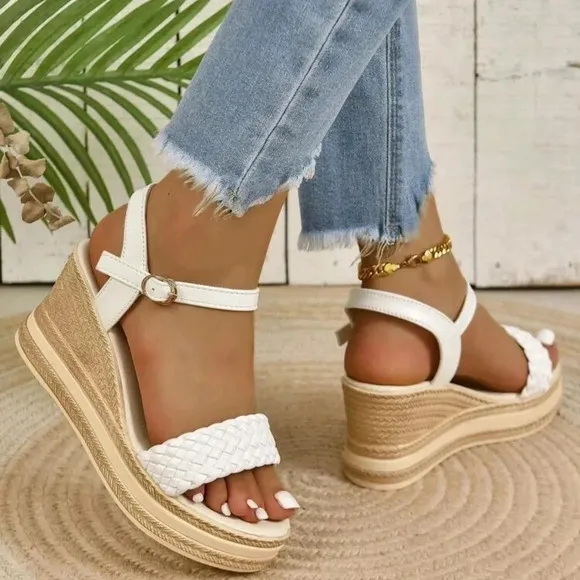 Youth Fashionable Vacation Style Anti-slippery Woven Platform Wedge Heel Sandals