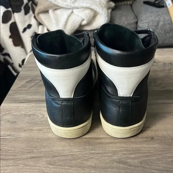Yves Saint Laurent - Alpha Sigma black &amp; white high top leather sneakers 9 42