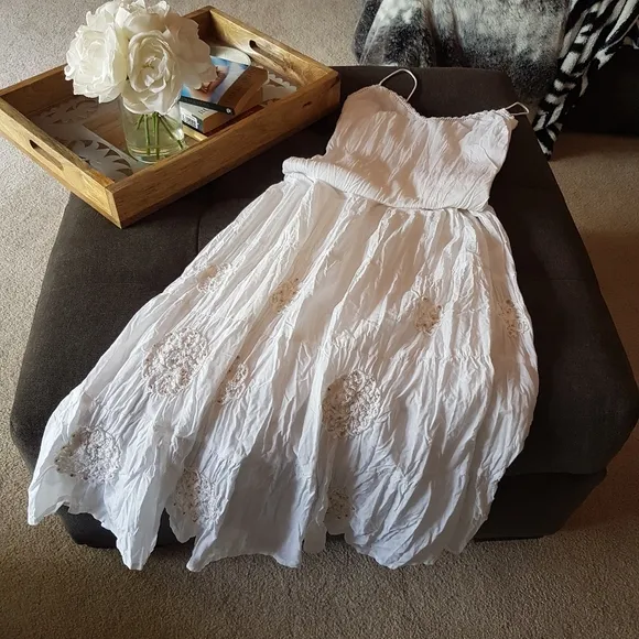 ZARA Bright White Embroidered Spaghetti Strap Full Tiered Maxi Dress