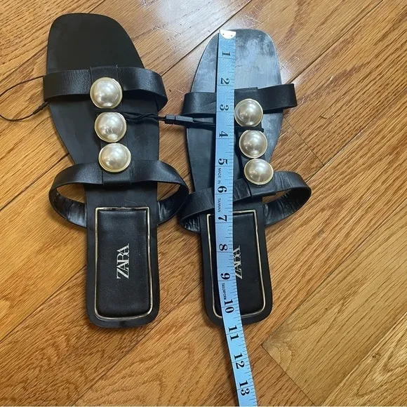 Zara Pearl Flat Sandals Black leather white pearls golden hardware SZ EU 41